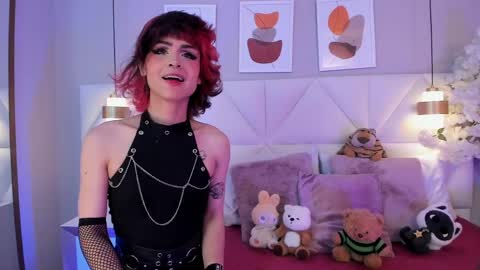 Tracy  online show from June 8, 1:12 pm