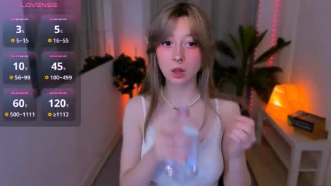 Nyuta Hartmann online show from February 25, 7:49 pm