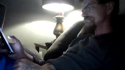 travis7inchdick online show from May 23, 7:04 am