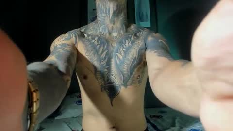 TRAV - INDEPENDENT MODEL online show from October 13, 3:30 am