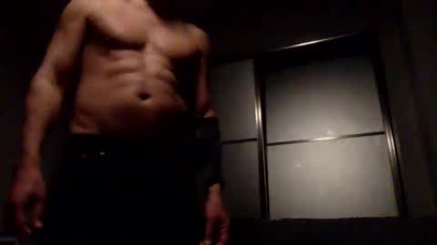 TravisValentino online show from November 10, 5:43 am