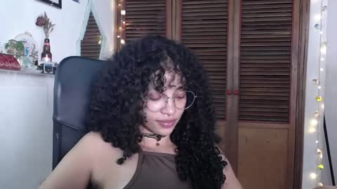 Emily online show from January 25, 8:53 pm