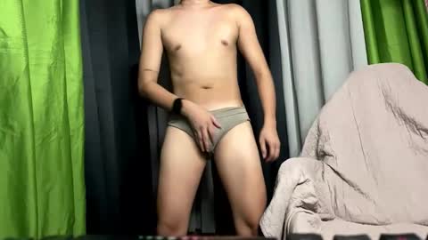 trebz_01 online show from January 6, 7:45 am