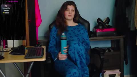 TreeJeanne online show from October 27, 9:04 pm