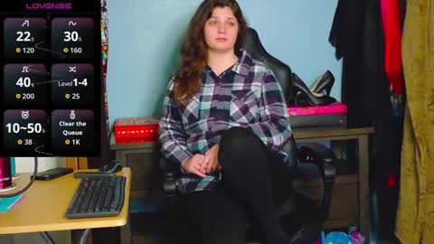 TreeJeanne online show from December 13, 7:53 pm