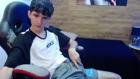 trevor_mob online show from April 28, 4:33 pm