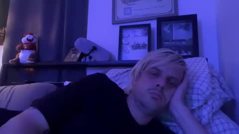trevrawr69 online show from June 3, 3:42 am