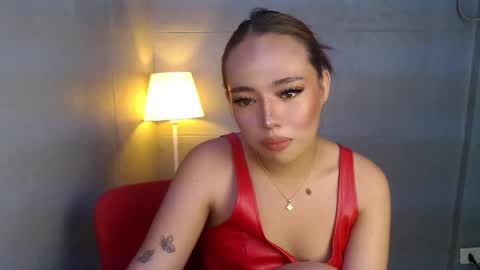 trexie_fucks15 online show from April 29, 6:02 pm