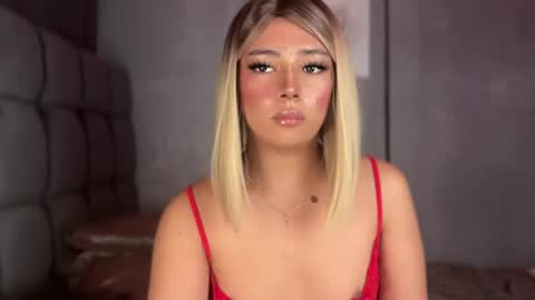 trexie_fucks15 online show from July 28, 7:39 pm
