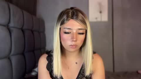 trexie_fucks15 online show from July 28, 2:13 pm