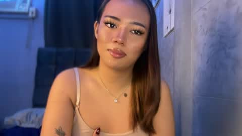 trexie_fucks15 online show from June 18, 6:13 pm