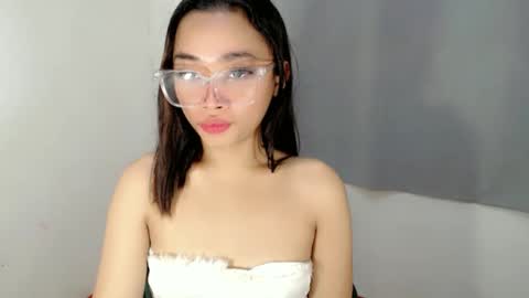 Snapshot of tricia_slut chatting on October 2, 11:09 am tricia_slut online show from October 2, 11:09 am