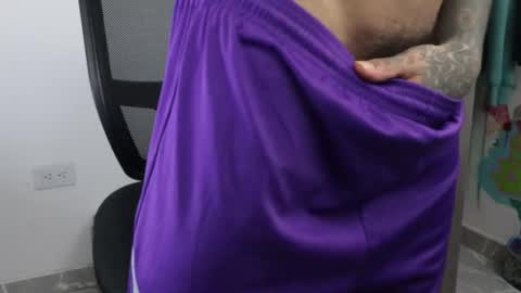 - trieone online show from September 15, 10:55 pm