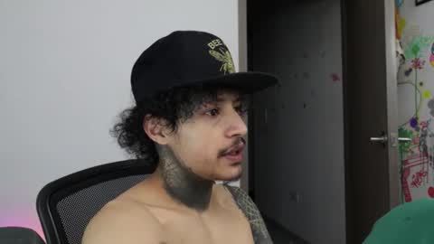 - trieone online show from February 26, 1:42 am