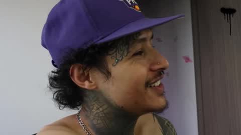 - trieone online show from September 26, 10:18 pm