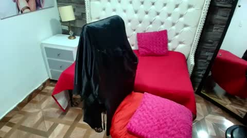 SOFIA online show from June 27, 1:55 am