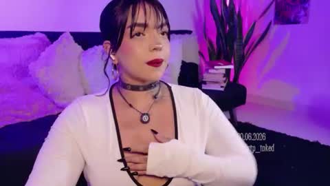 Val martinez  online show from June 21, 1:45 am
