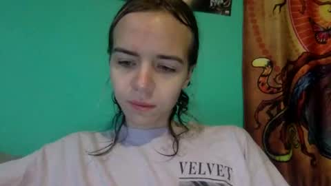 trippybb222 online show from November 10, 3:37 pm