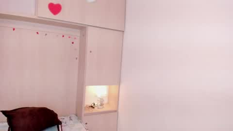 TRISHA online show from July 28, 3:59 am