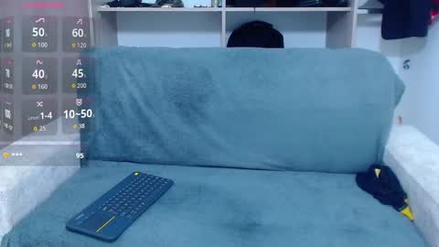 Snapshot of tristan_bm chatting on October 19, 4:33 pm tristan bm online show from October 19, 4:33 pm