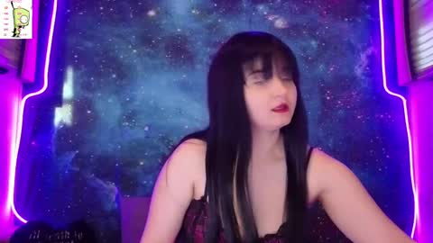 trixiedoescamcam online show from April 29, 11:09 pm