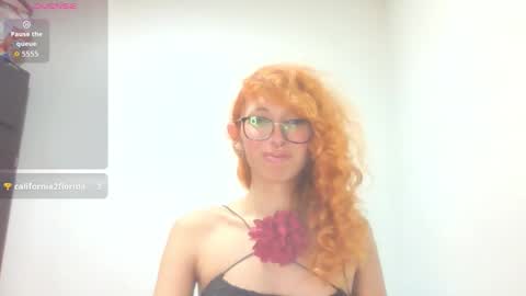 Snapshot of trixy_roses chatting on October 13, 6:48 am Trixy Rose online show from October 13, 6:48 am