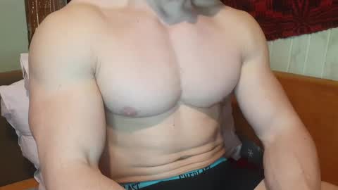 Troncq online show from February 25, 12:49 pm