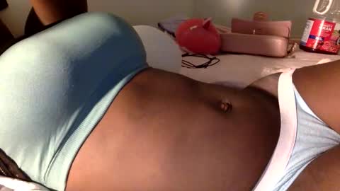 Tropical Ebony online show from December 14, 1:06 pm