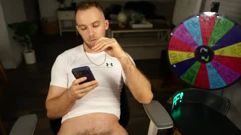 Troy Green online show from July 22, 2:03 am