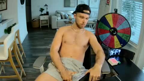 Troy Green online show from June 26, 10:37 pm