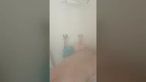 troyacowen1982 online show from July 9, 8:18 am