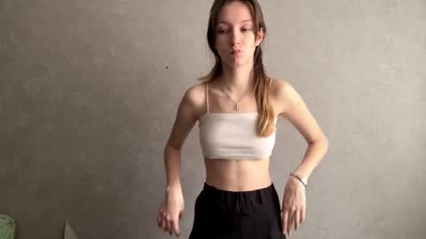 Hello Viola here   Help me to make 50 thumbs up 333 online show from March 9, 10:09 am