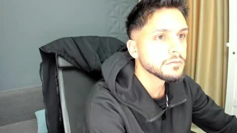 TroyWade online show from June 1, 4:14 am