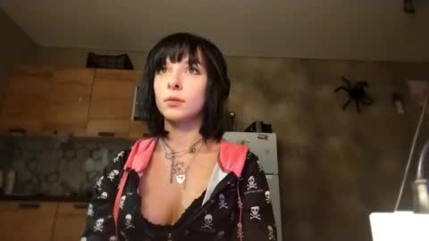 Poly online show from January 9, 2:44 pm