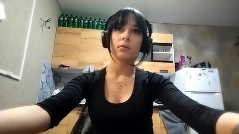 Poly online show from January 19, 2:49 pm