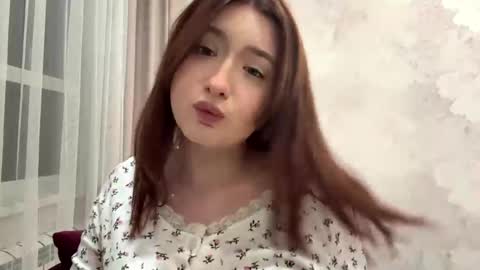 Vikki online show from May 20, 8:59 pm