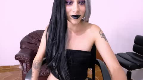 Cait online show from May 12, 1:14 am