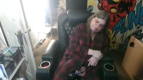 Anne online show from February 17, 8:02 am