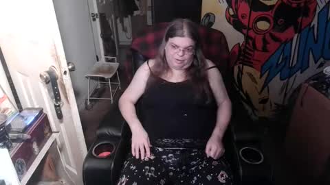 Anne online show from April 26, 1:42 pm