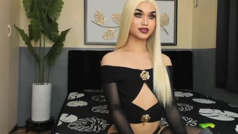 Saskia online show from December 29, 9:28 am