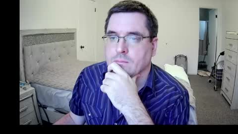 tstwbtsb online show from April 29, 7:51 pm
