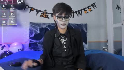 Snapshot of tsuki_maru chatting on October 14, 8:01 pm Maru online show from October 14, 8:01 pm