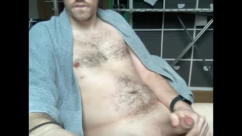 ttutzi390 online show from February 11, 4:02 pm