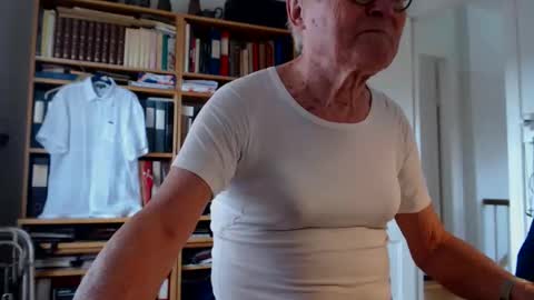 FINN but call me NANNA online show from September 17, 8:40 am