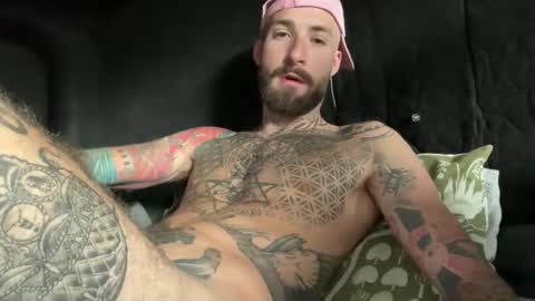 Snapshot of tuhands chatting on September 30, 1:21 pm Tuhands online show from September 30, 1:21 pm