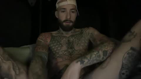 Snapshot of tuhands chatting on October 26, 7:09 am Tuhands online show from October 26, 7:09 am