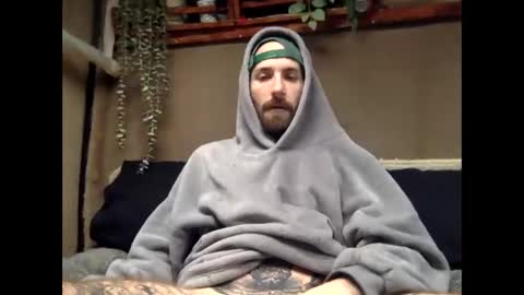 Snapshot of tuhands chatting on February 3, 1:19 pm Tuhands online show from February 3, 1:19 pm