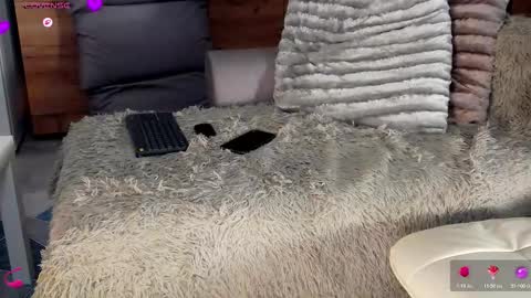 Anna online show from February 11, 9:13 am