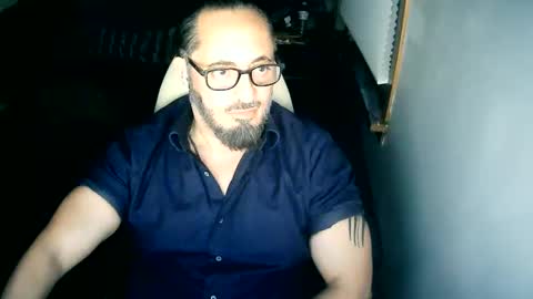 tuscan_taurus online show from June 6, 8:53 am