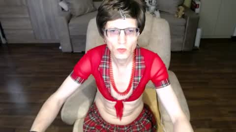 Clementine online show from August 1, 11:23 am